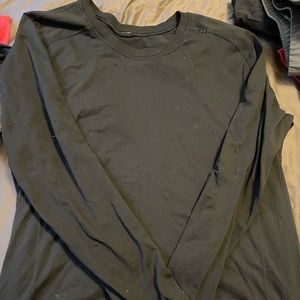 Lululemon XL long sleeve athletic shirt